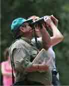Knowledgeable skill bilingual birding guides to show endemic and mix of Central-South-America Panama birds visiting rainforest and freshwater birdingboat. Photo by Barbara Sounders.